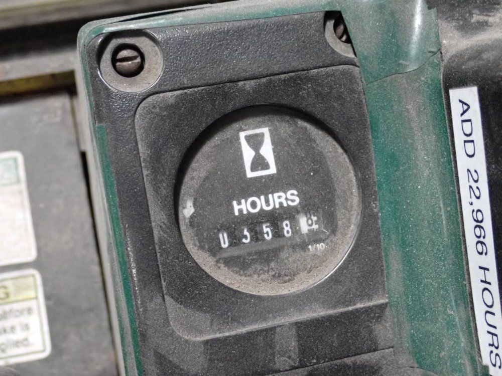 Hyster 14,950 Lbs Diesel Forklift - H155xl2