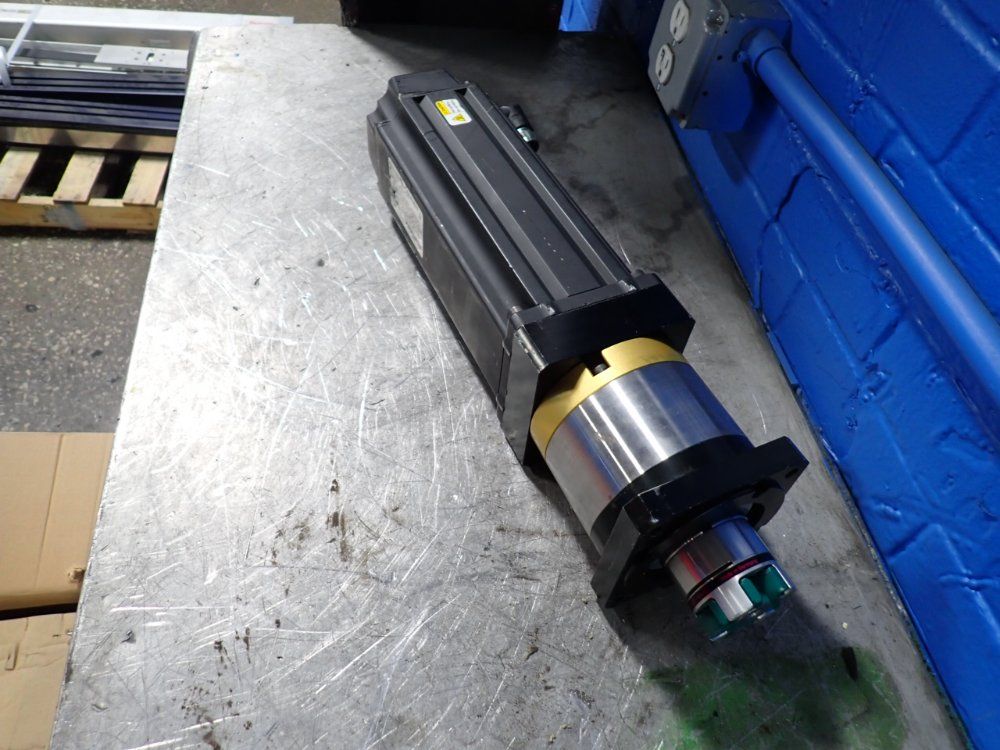 Allen-bradley 3.95 Hp Kinetix Vp Low Inertia Servo Motor - Vpl-b1306f-cj14aa