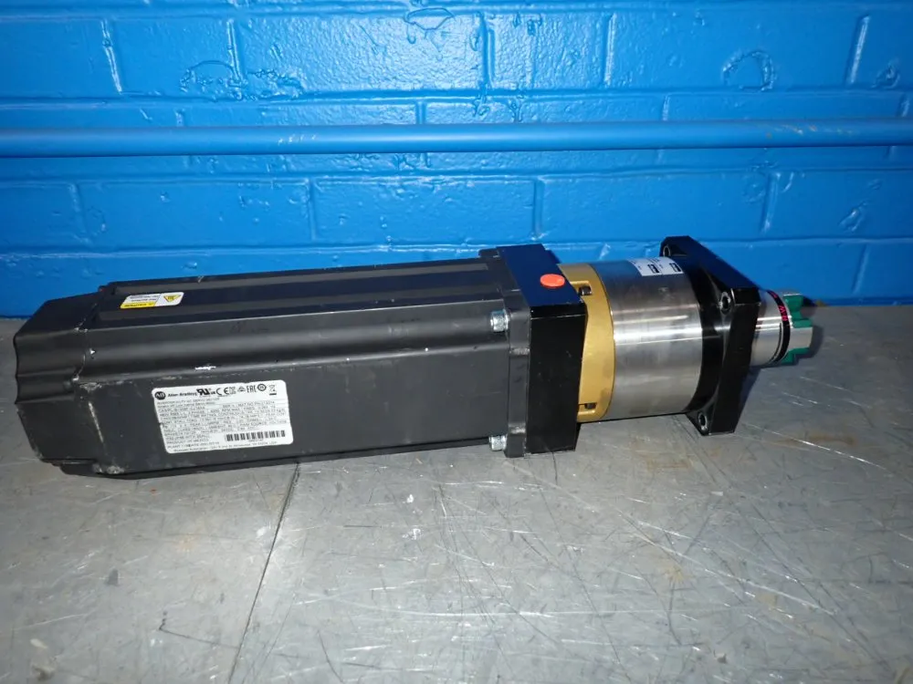 Allen-bradley 3.95 Hp Kinetix Vp Low Inertia Servo Motor - Vpl-b1306f-cj14aa