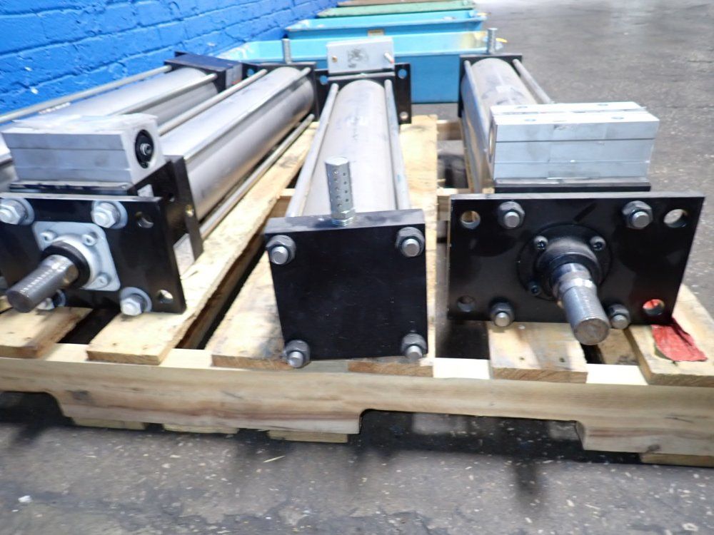 Smc 0.97 Mpa Cylinders - Cdlsf125tn-700