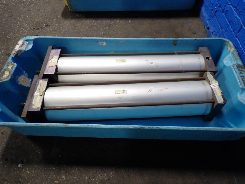 Numatics 250 Psi Cylinders - F1au-26a1e-daa2