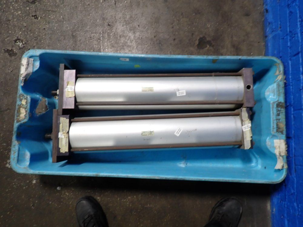Numatics 250 Psi Cylinders - F1au-26a1e-daa2