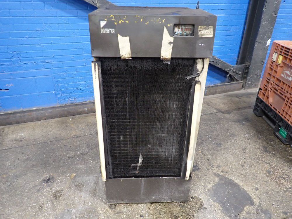 Daikin Industries Ltd Oil Cooling Unit - Akz908