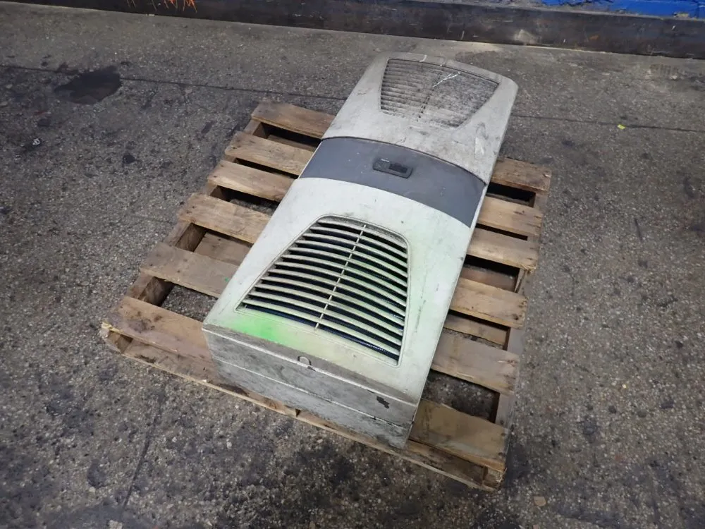 Rittal Enclosure Cooling Unit - Sk 3304110