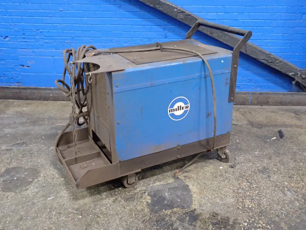 Miller 450 Amps Welder - Deltaweld 450