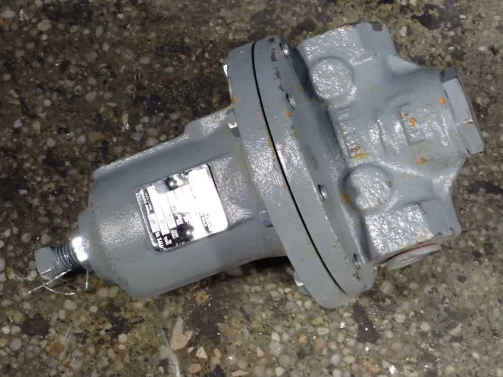 Fisher Regulator - 95h-19