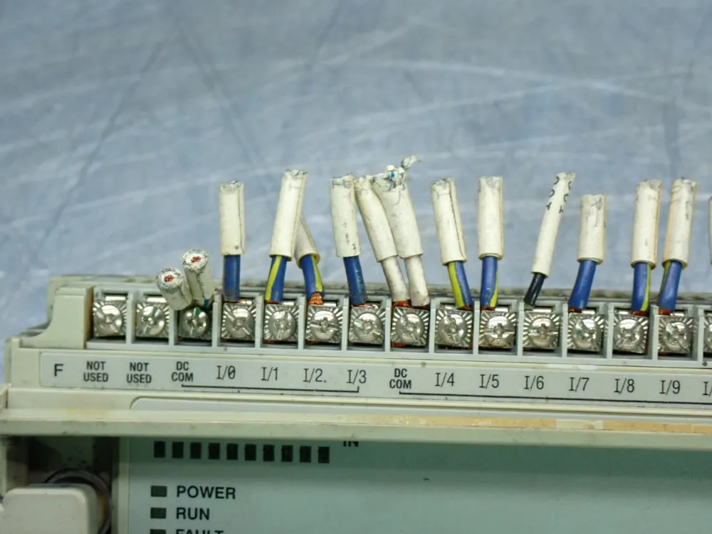 Allen Bradley Memory: 1kb Micrologix-1000 32-point Controller - 1761-l32bwb