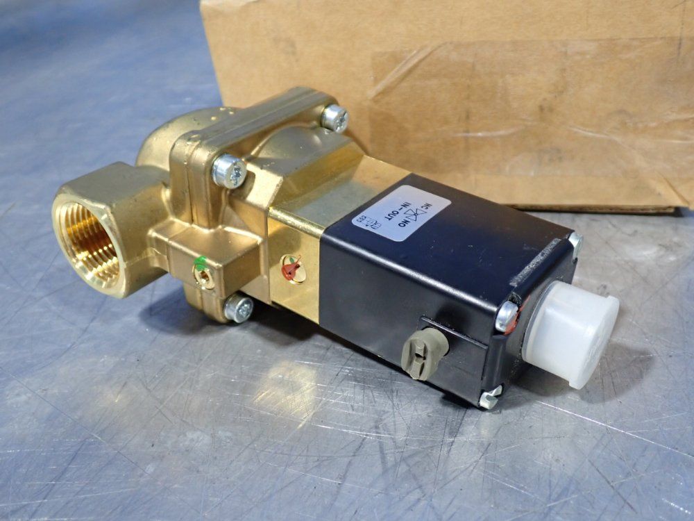 Burkert 145 Psi Solenoid Valve - 5582 A 3/4 Nbr Br 00456894
