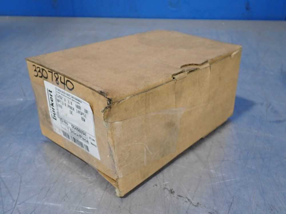 Burkert 145 Psi Solenoid Valve - 5582 A 3/4 Nbr Br 00456894