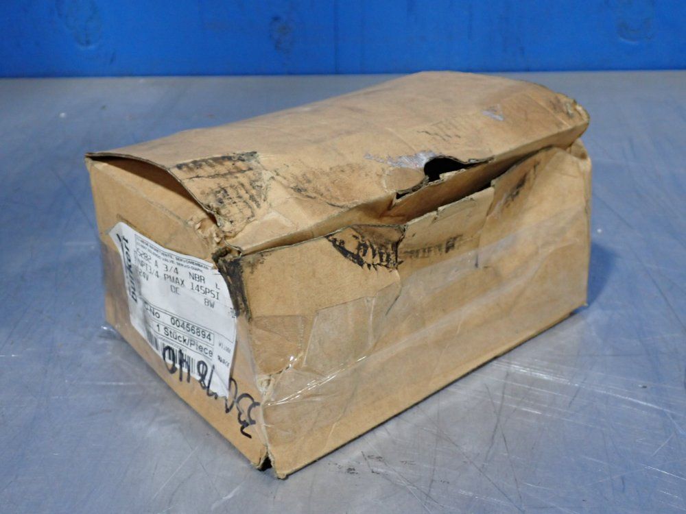 Burkert 145 Psi Solenoid Valve - 5582 A 3/4 Nbr Br 00456894