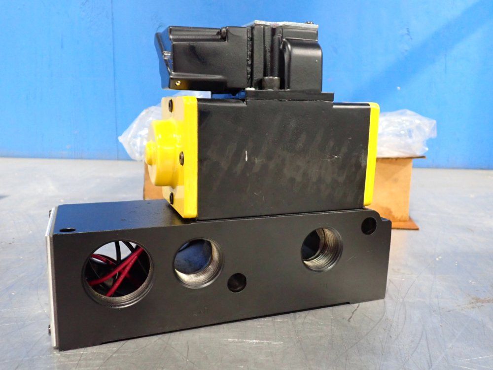 Parker 150 Psi Pneumatic Control Valve - Hhb208750il