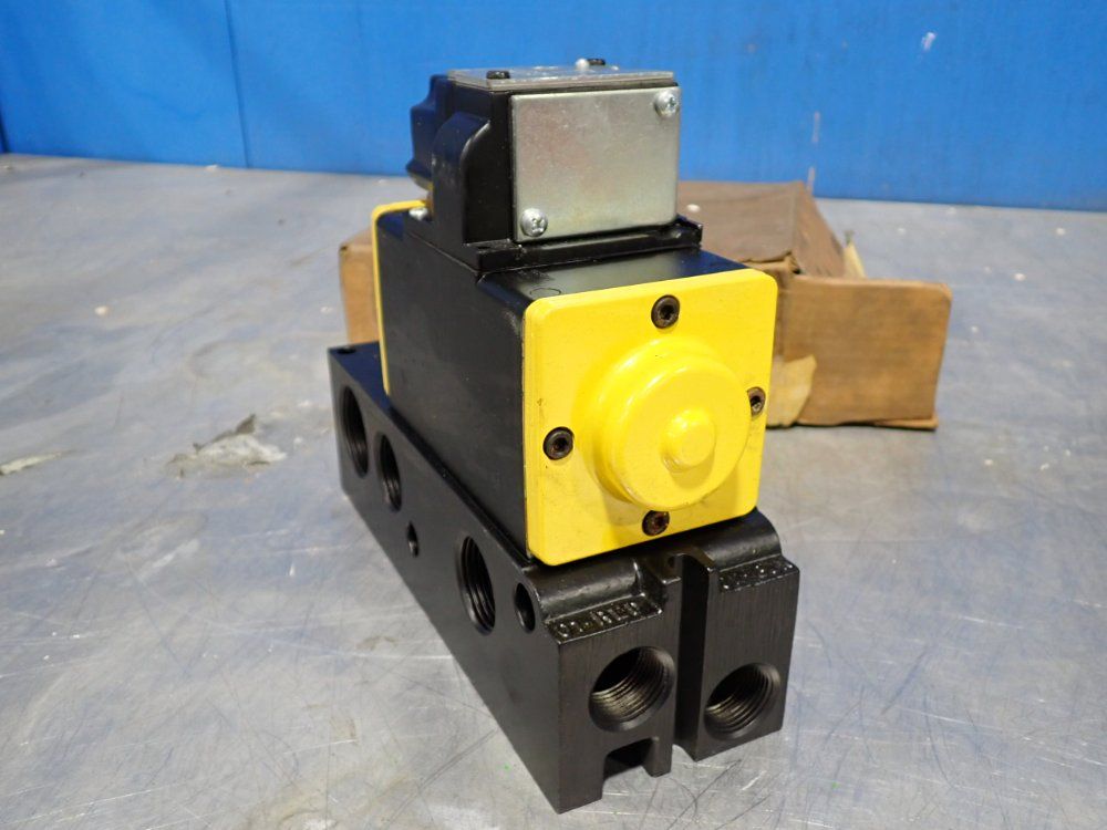 Parker 150 Psi Pneumatic Control Valve - Hhb208750il