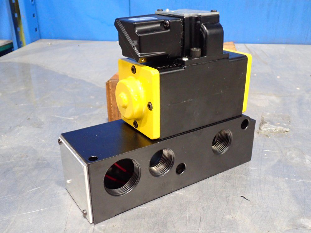 Parker 150 Psi Pneumatic Control Valve - Hhb208750il