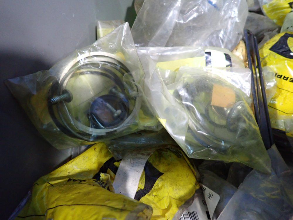 Hyster, Niehoff, Tennant Misc. Equipment