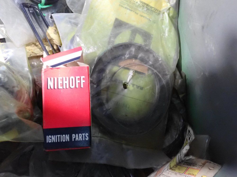 Hyster, Niehoff, Tennant Misc. Equipment