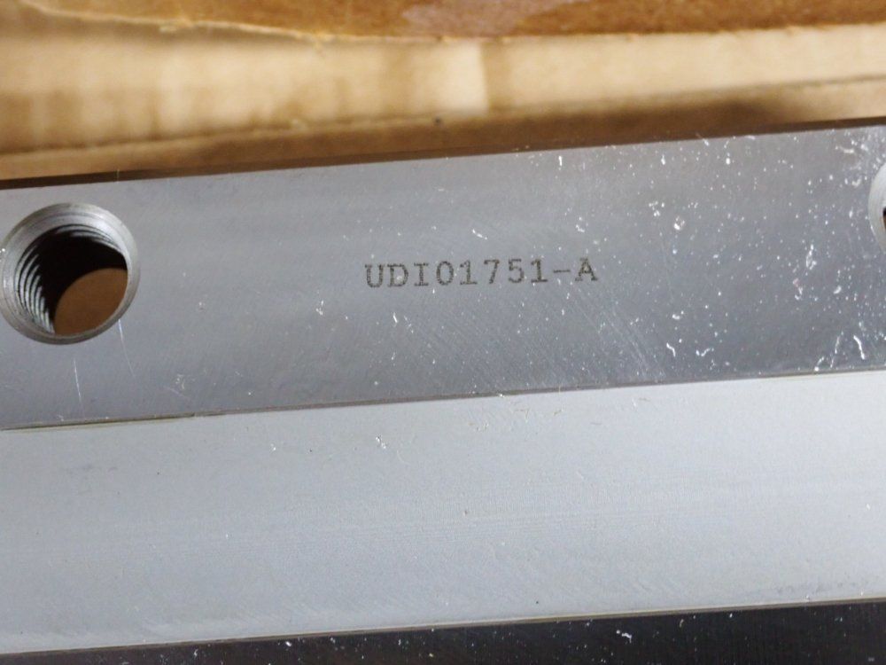 Thk Linear Guide - Shs55lc2qzzzc1+1900lt-ii