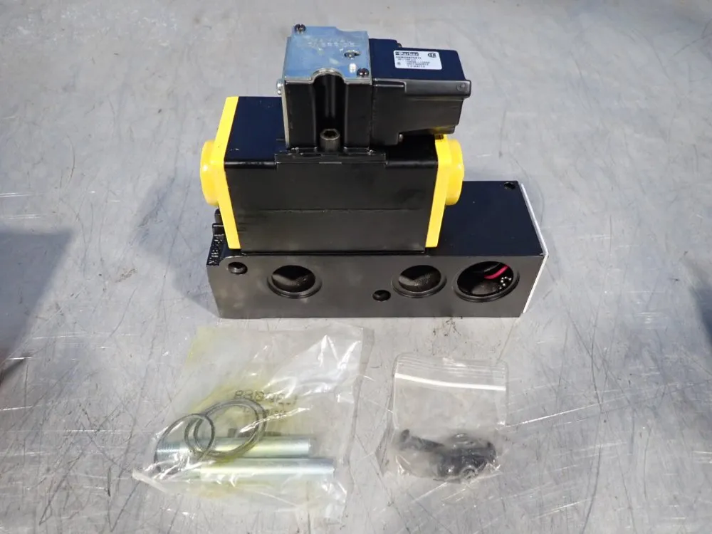 Parker 150 Psi Solenoid Valve - Hhb2087501l