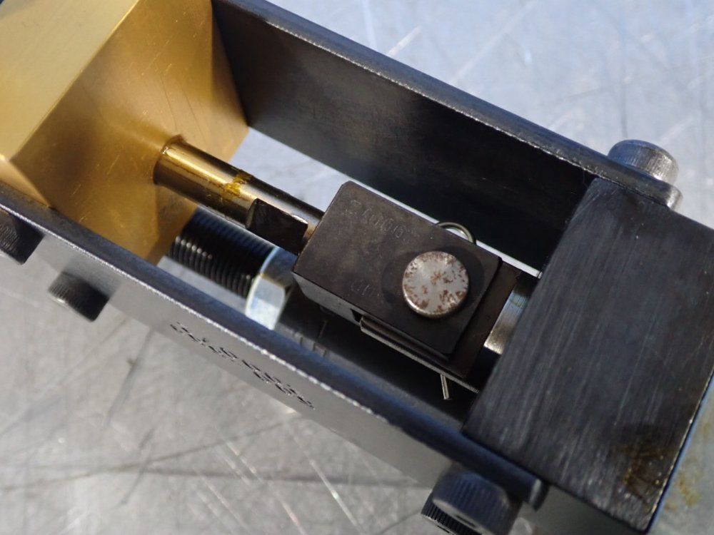 Pneumatic Solenoid Valve