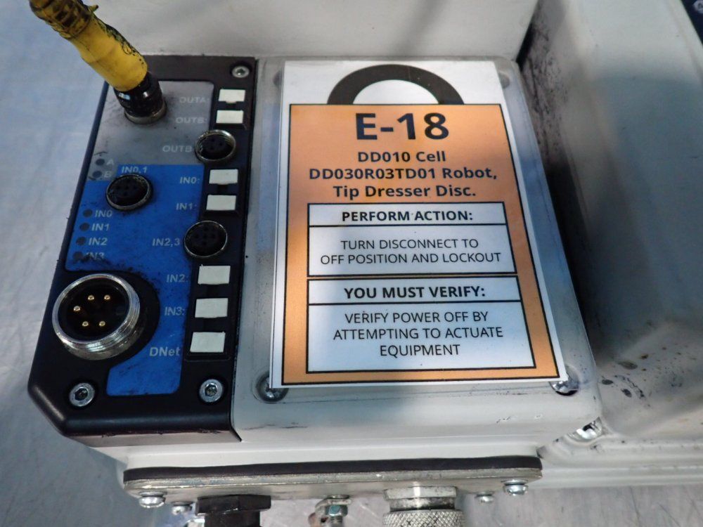Allen-bradley 3 Hp Armorstart Distributed Motor Controller - 280d-f12z-10c-grw-3-p1