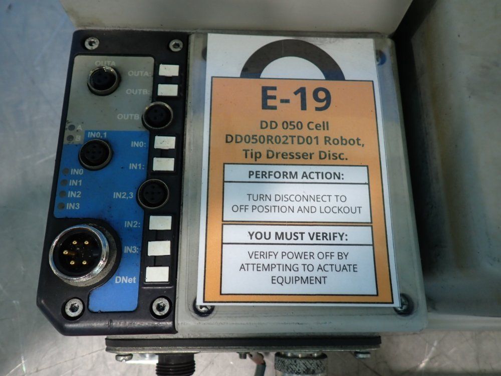 Allen-bradley 3 Hp Armorstart Distributed Motor Controller - 280d-f12z-10c-grw-3-p1