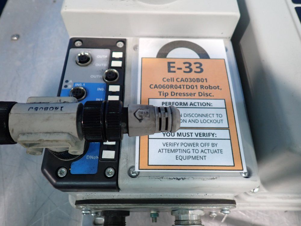 Allen-bradley 3 Hp Armorstart Distributed Motor Controller - 280d-f12z-10c-grw-3-p1