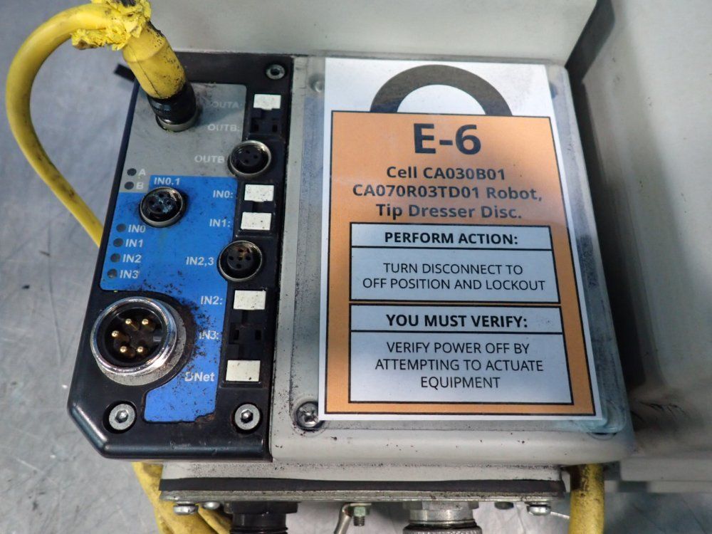 Allen-bradley 3 Hp Armorstart Distributed Motor Controller - 280d-f12z-10c-grw-3-p1