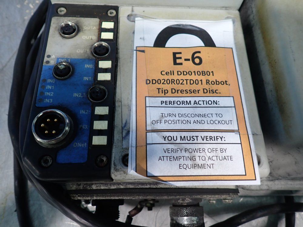 Allen-bradley 3 Hp Armorstart Distributed Motor Controller - 280d-f12z-10c-grw-3-p1