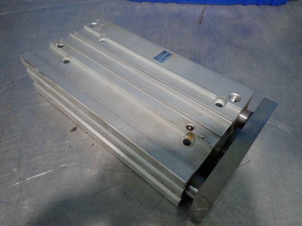 Smc 145 Psi Pneumatic Guided Cylinder - Mgpm50n-200a