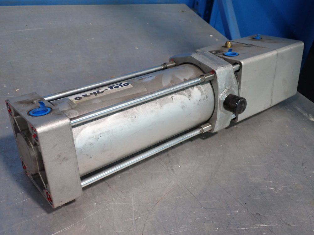 Smc 145 Psi Pneumatic Air Cylinder - C95nt100-240-duq01784