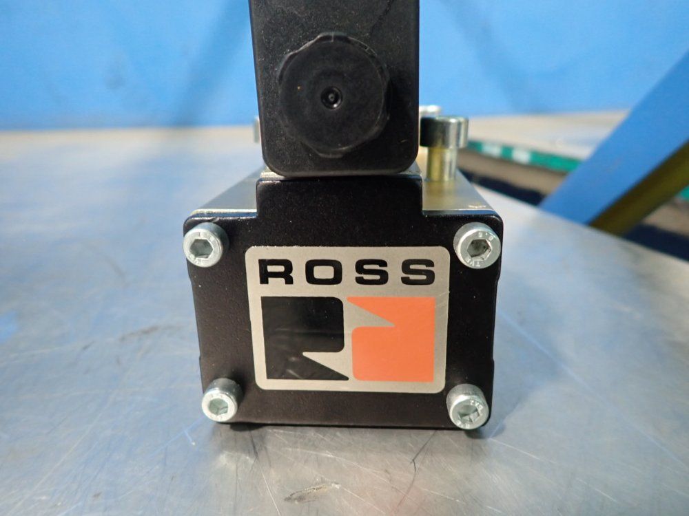 Ross 10 Bar Pneumatic Solenoid Valve - W6077b4401