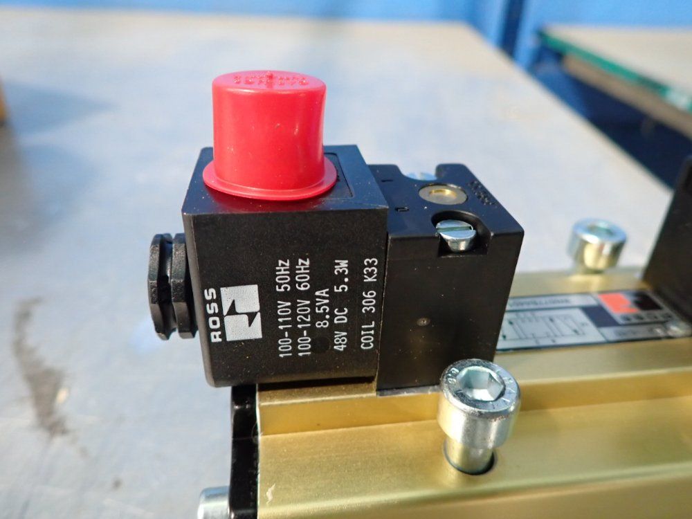 Ross 10 Bar Pneumatic Solenoid Valve - W6077b4401