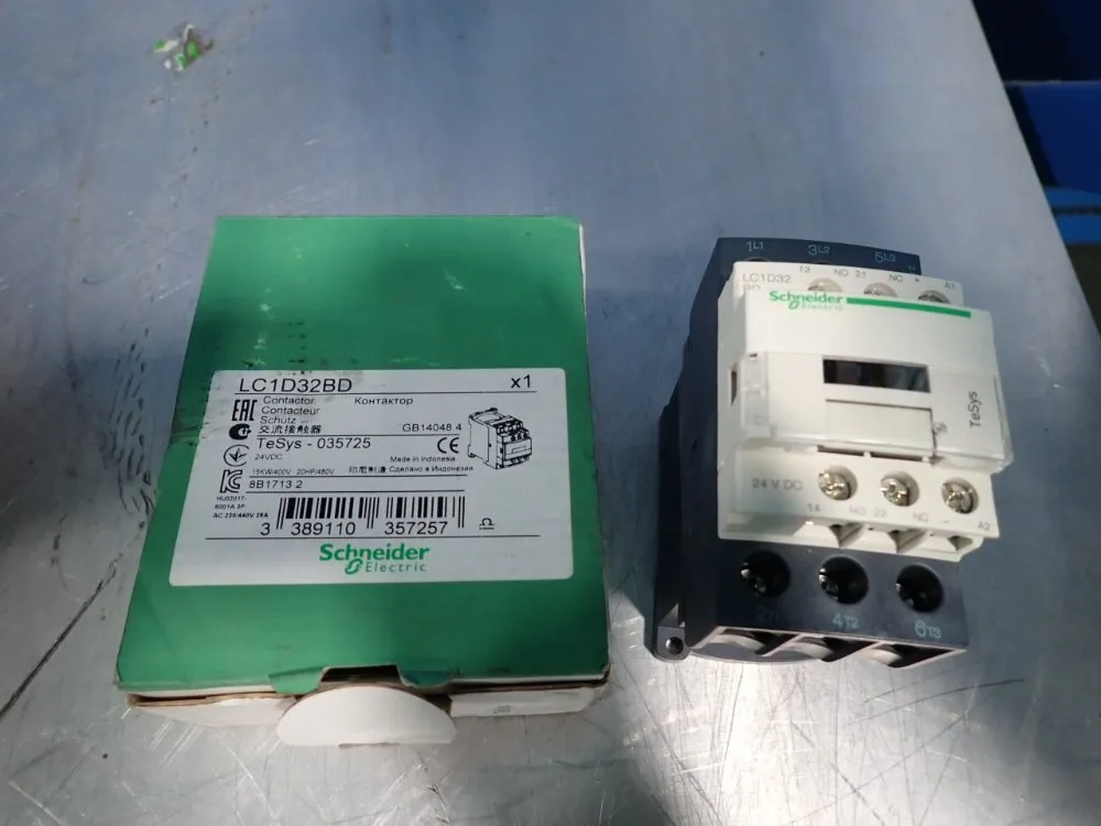 Schneider Electric Contactor - Lc1d32bd