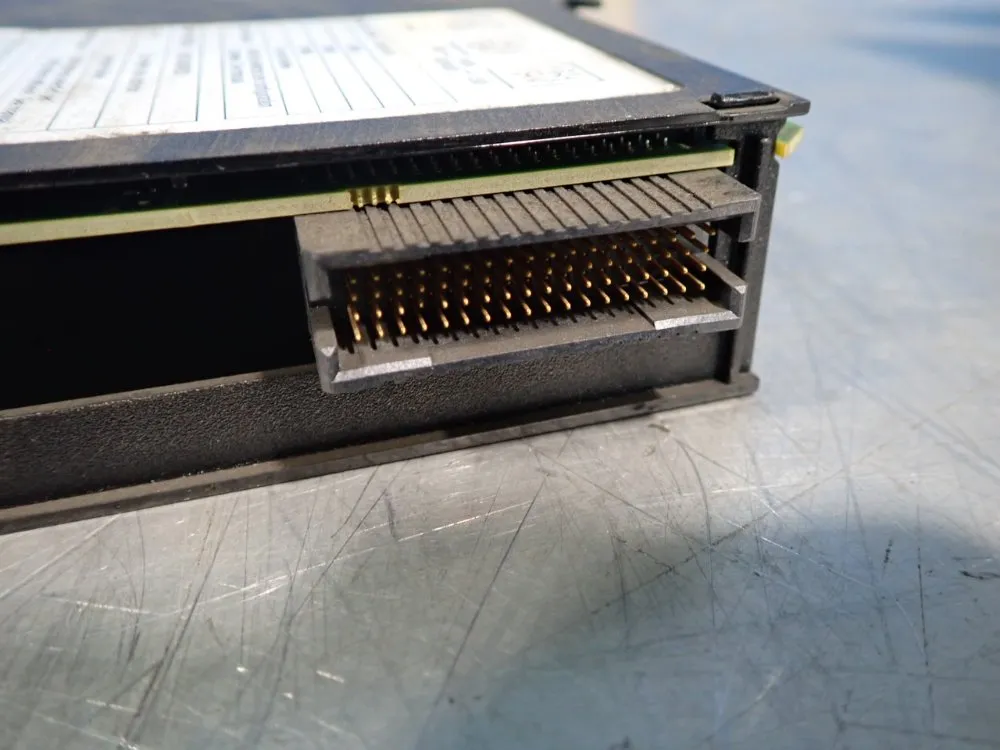 Allen Bradley Communication Module - 1756-dnb