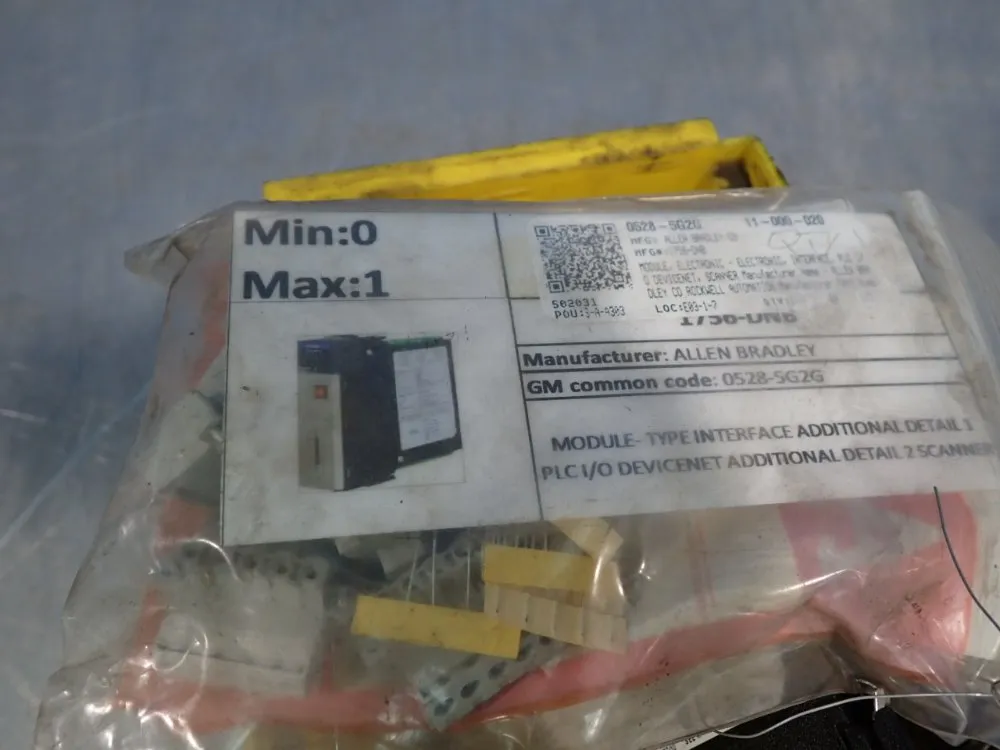 Allen Bradley Communication Module - 1756-dnb