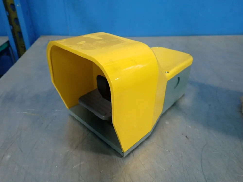 Automation Direct Foot Switch - Aps1211-v0