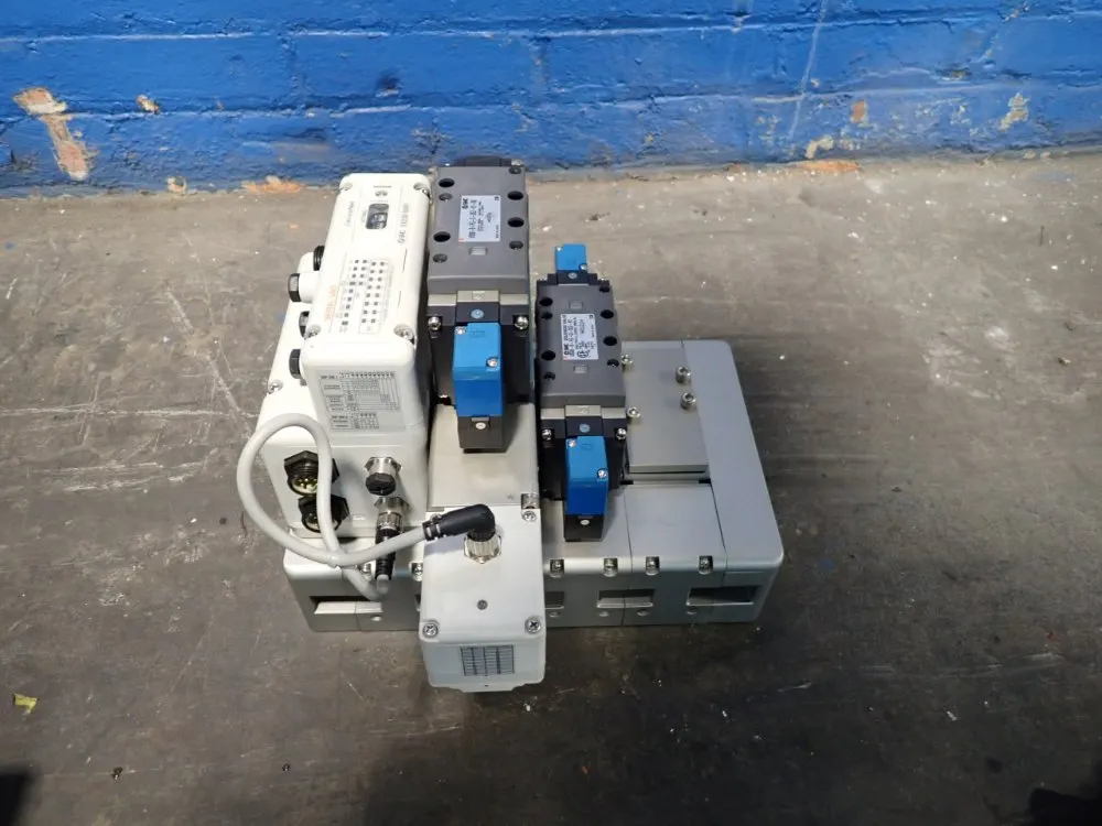 Smc Pneumatic Valve Assembly - Vvs8080-ep