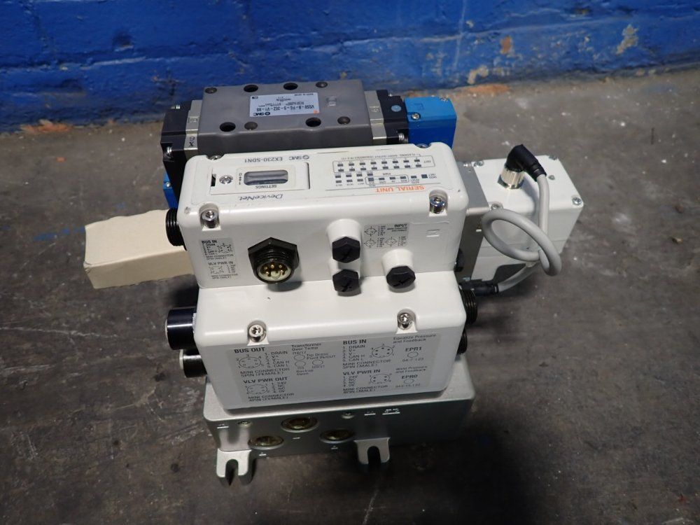 Smc Pneumatic Valve Assembly - Vvs8080-ep
