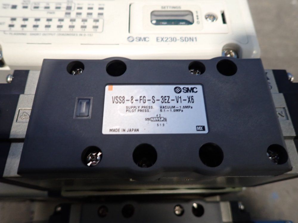 Smc Pneumatic Valve Assembly - Vvs8080-ep