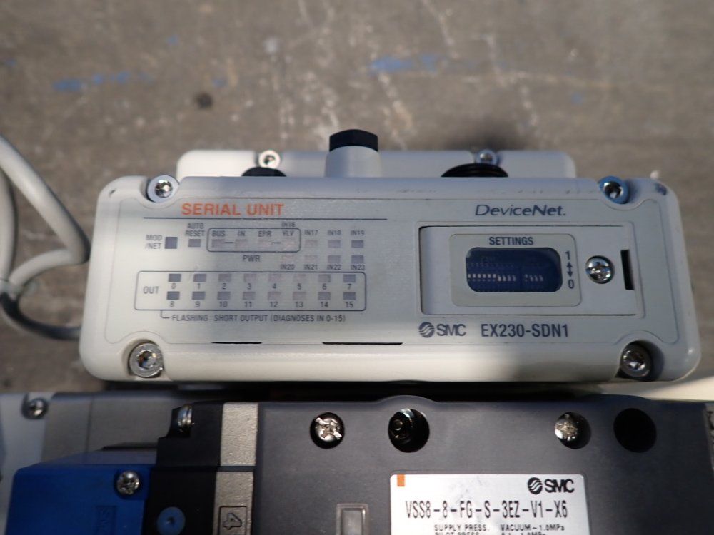 Smc Pneumatic Valve Assembly - Vvs8080-ep