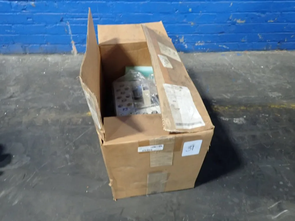 Smc Pneumatic Valve Assembly - Vvs8080-ep