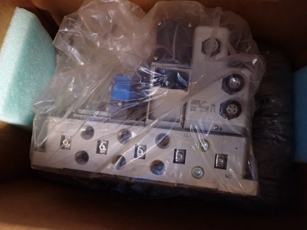 Smc Pneumatic Valve Assembly - Vvs8080-ep