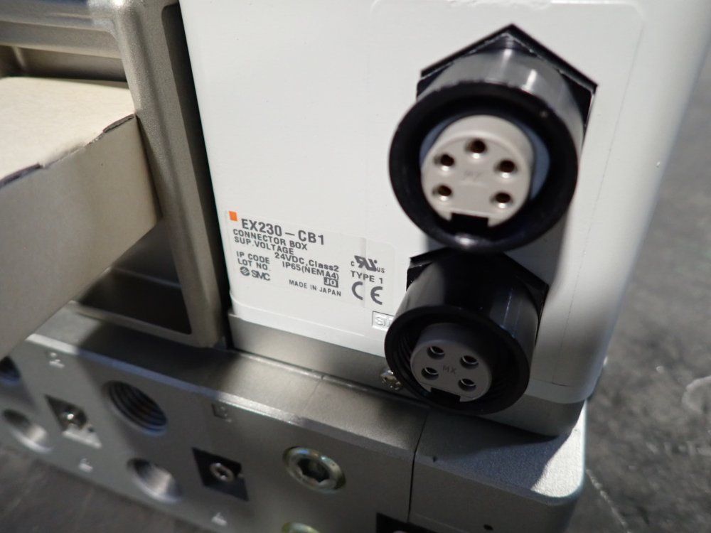 Smc Pneumatic Valve Assembly - Vvs8080-ep