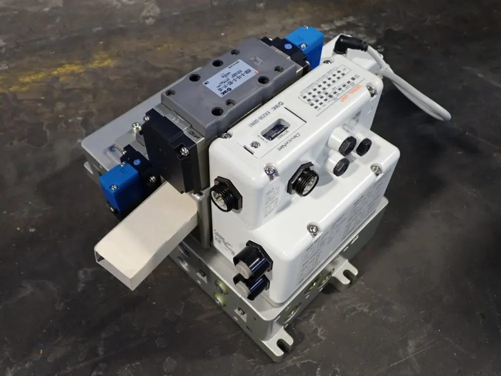 Smc Pneumatic Valve Assembly - Vvs8080-ep