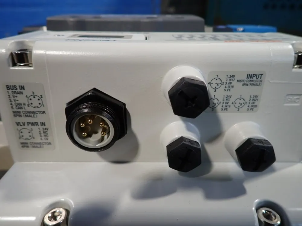 Smc Pneumatic Valve Assembly - Vvs8080-ep