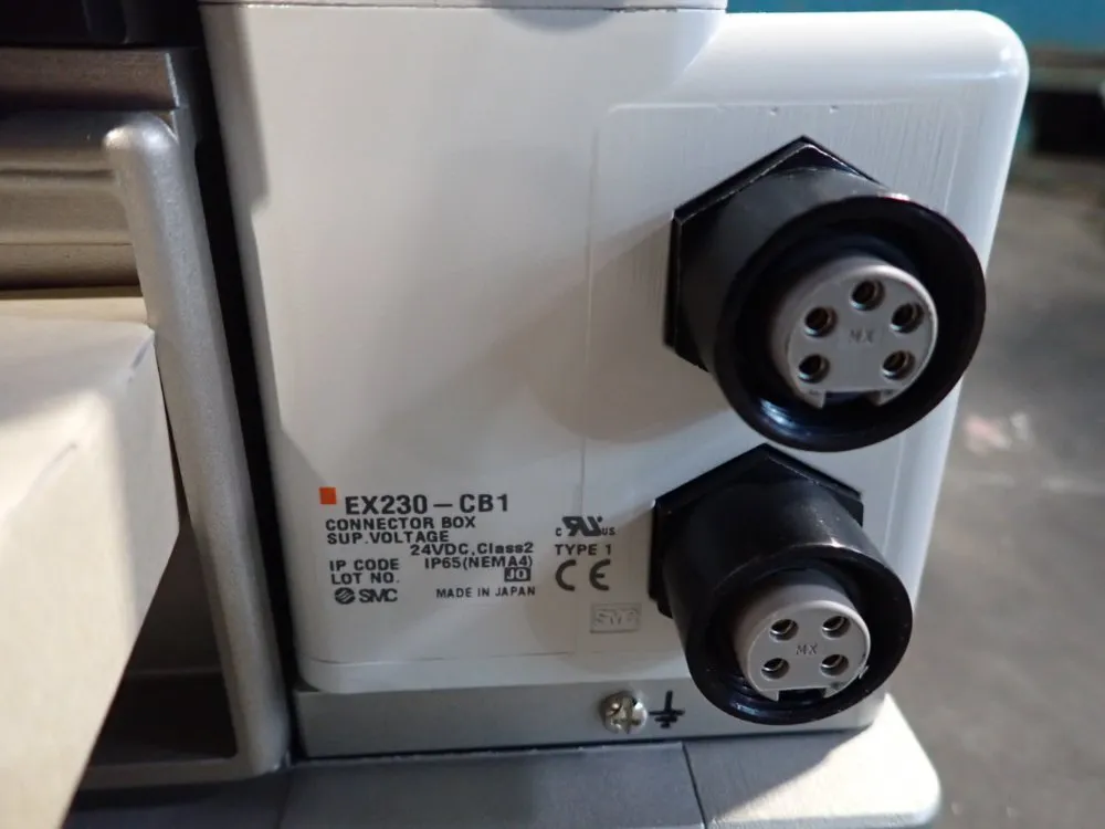 Smc Pneumatic Valve Assembly - Vvs8080-ep