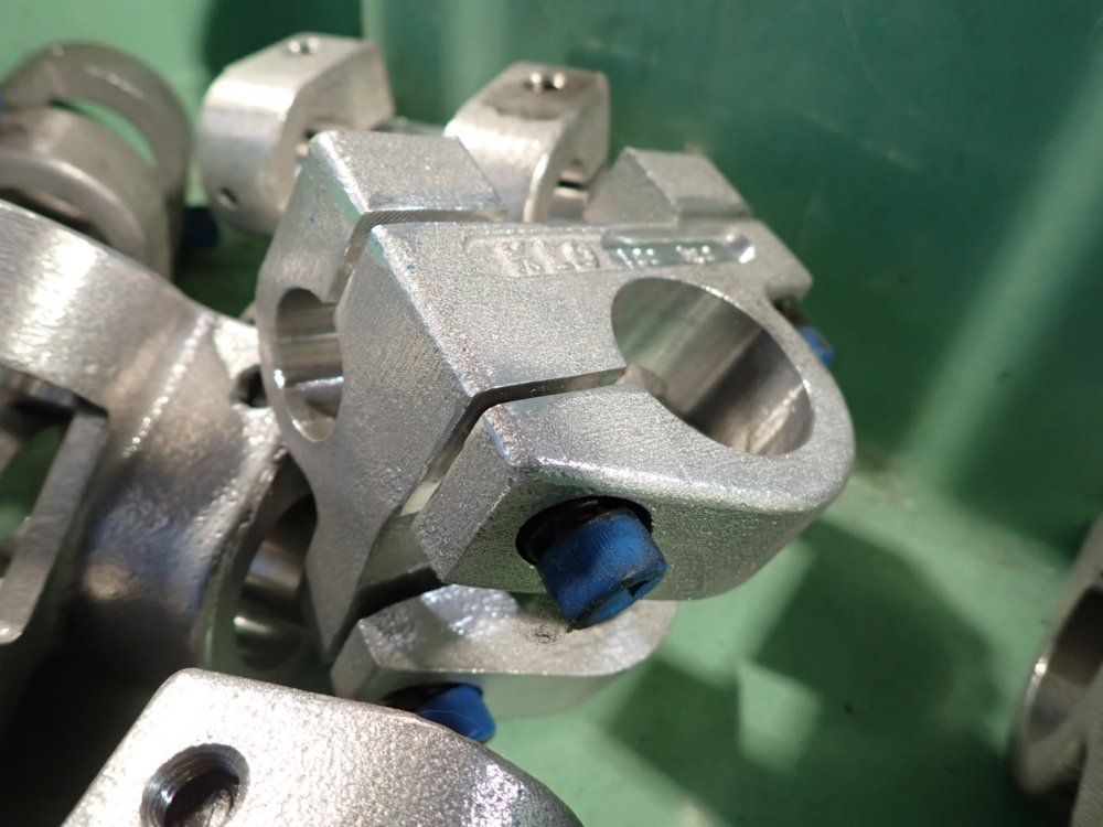 Radius Rods, Cross Clamps