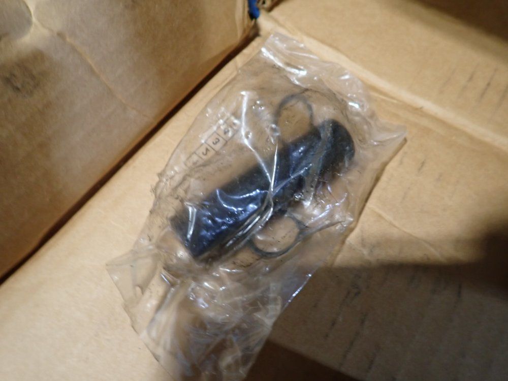 Parker 250 Psi Pneumatic Cylinder - 03.25cbb2au14c5.000