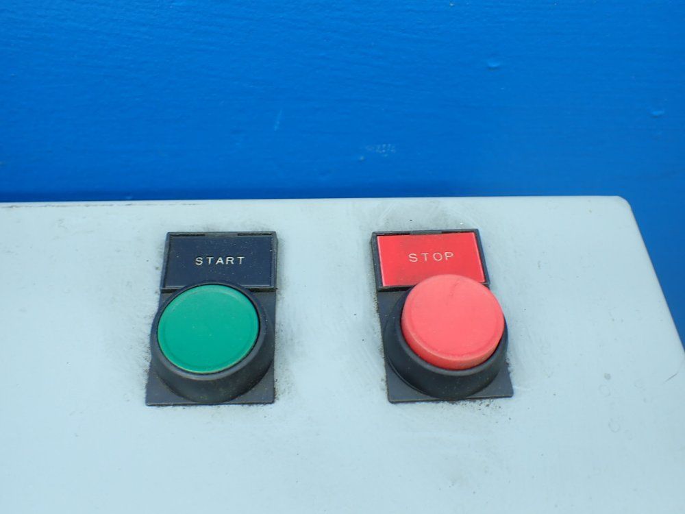 Allen-bradley Powerflex Enclosure W/22b-d4p0h204 Drive - 23b-d4p0d104nn-p6-s7