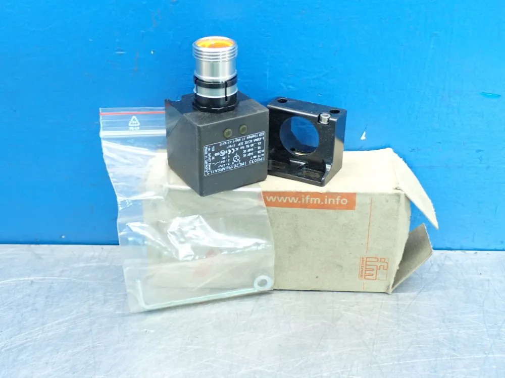 Ifm Inductive Proximity Sensor - Im0033