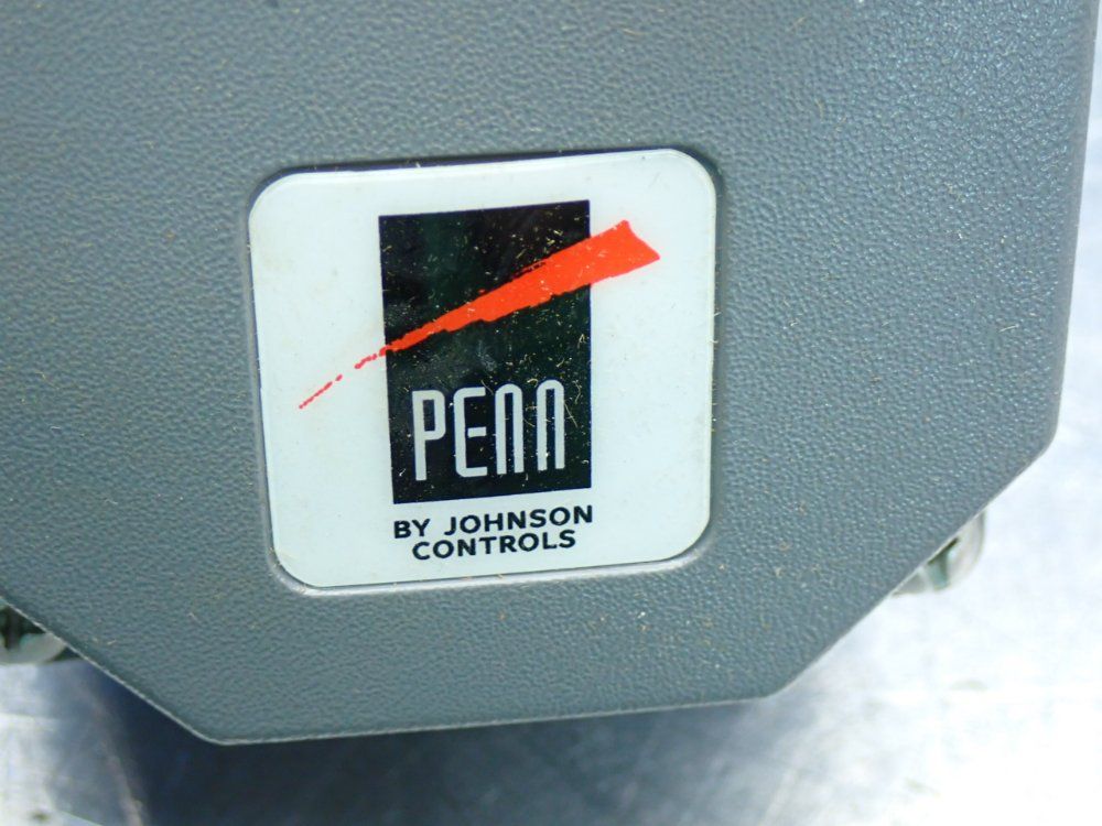 Johnson Controls Flow Switch - F261kah-v01c